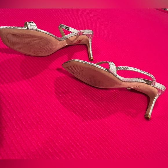 Stuart Weitzman Aleena Silver Metallic Leather Sandals 8.5 - Picture 8 of 11